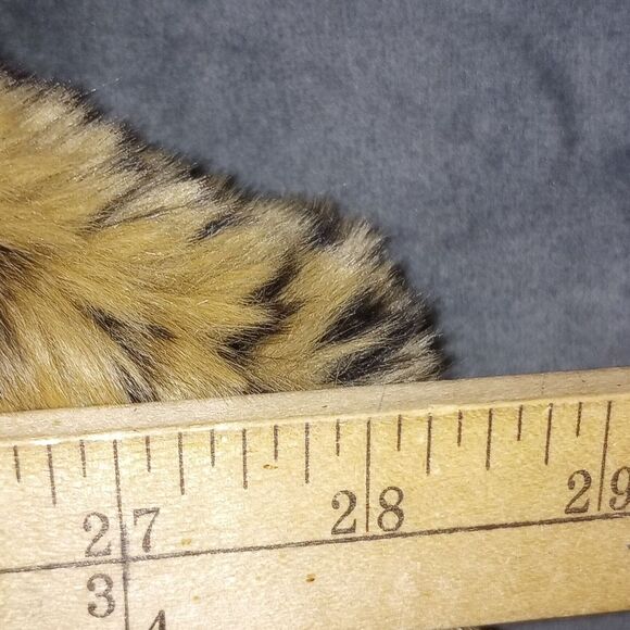 Lane Bryant Faux Fur Leopard Coat Size 26/28 EUC P2P 28 In - Picture 7 of 7